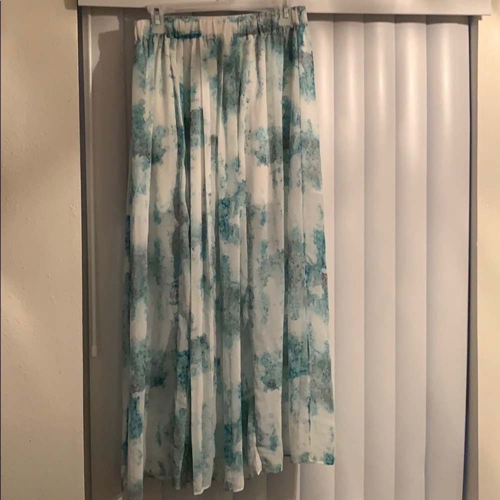 Long skirt